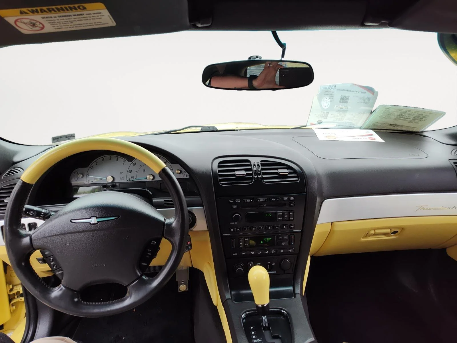 Used 2002 Inspiration Yellow Ford Deluxe image 10