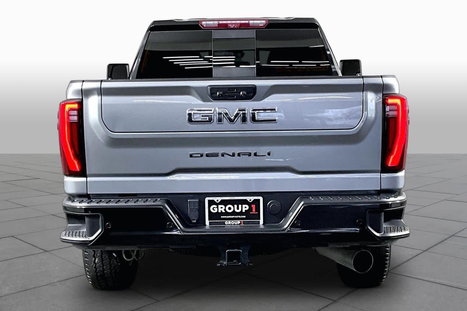 Used 2024 Sterling Metallic GMC Denali Ultimate image 5