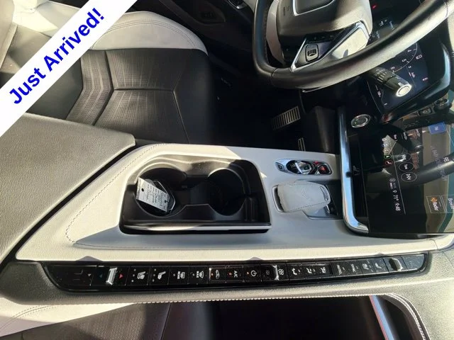 Used 2021 Orange Chevrolet Stingray image 30