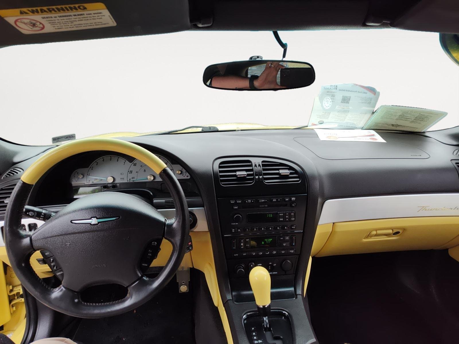 Used 2002 Inspiration Yellow Ford Deluxe image 10
