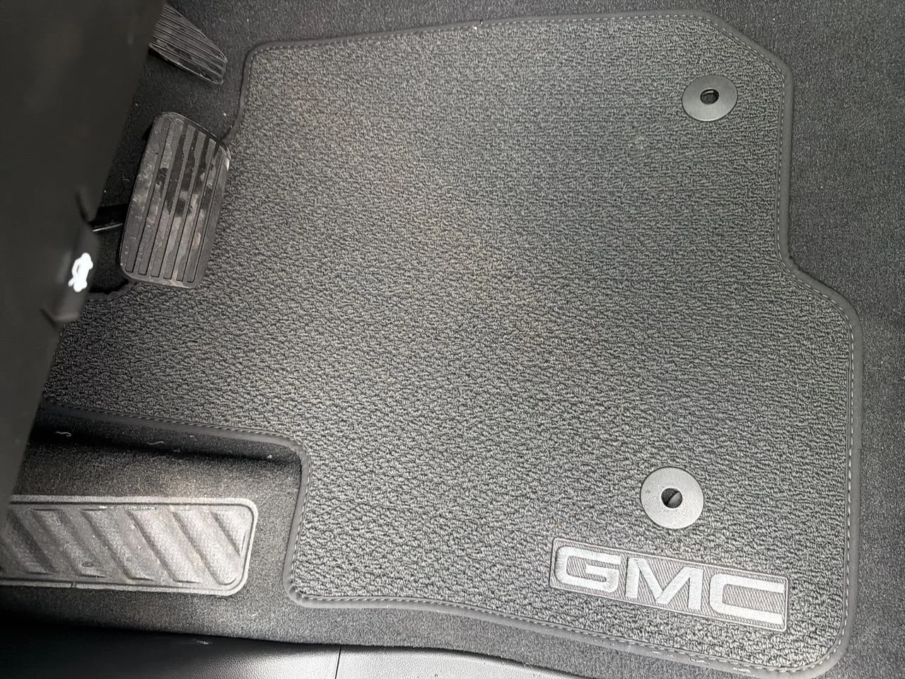 New 2026 Sterling Metallic GMC Denali image 30