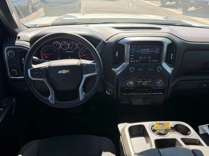 Used 2023 Silver Ice Metallic Chevrolet LT image 15