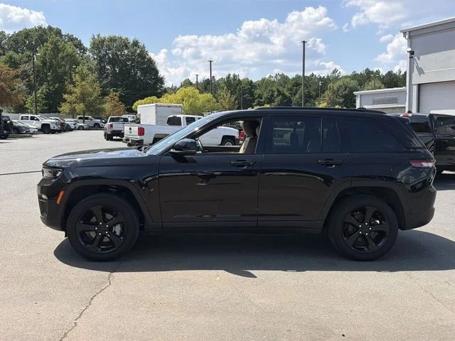 Used 2025 Black Jeep Limited image 2