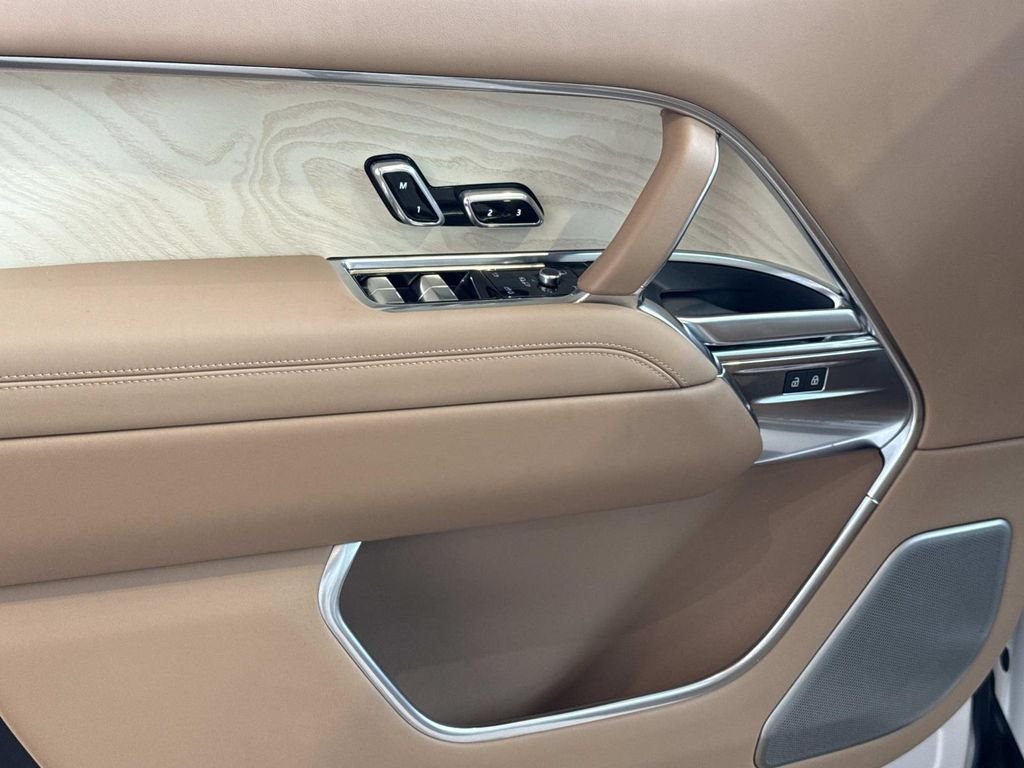 New 2026 Icy White Land Rover SV Signature Suite image 20