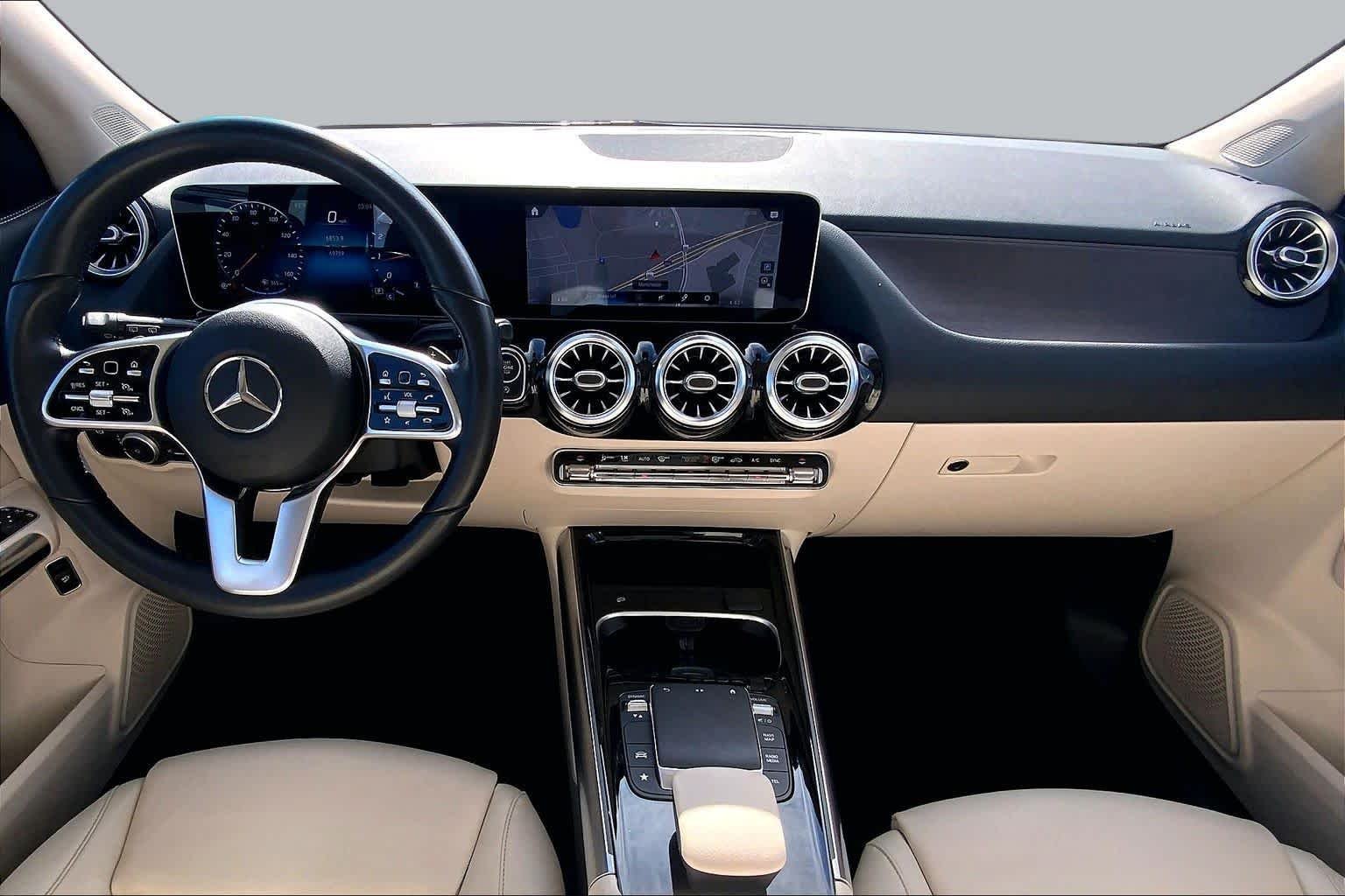 Used 2021 Polar White Mercedes-Benz GLA 250 image 15