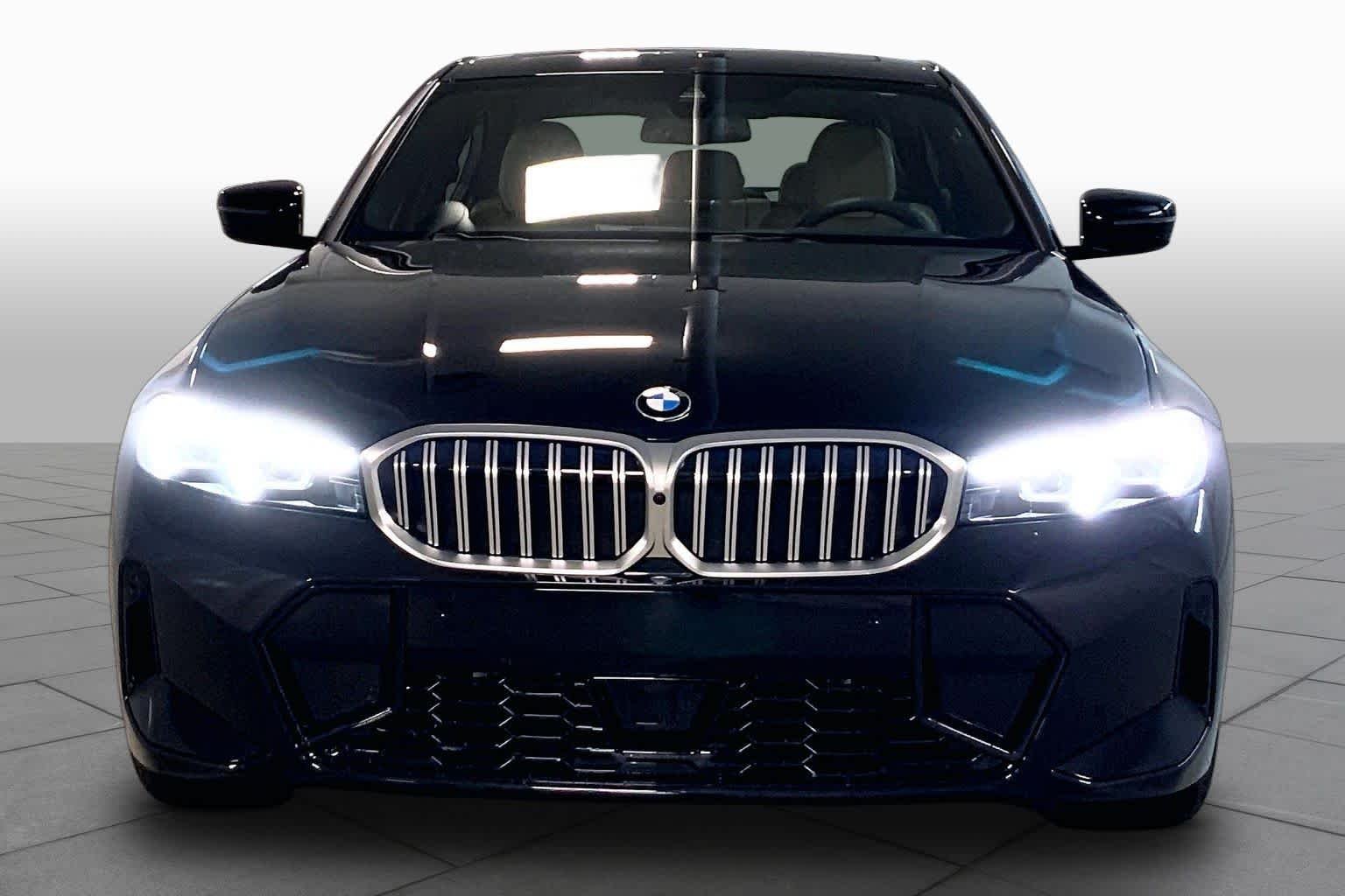New 2026 Black Sapphire Metallic BMW 330i xDrive image 3