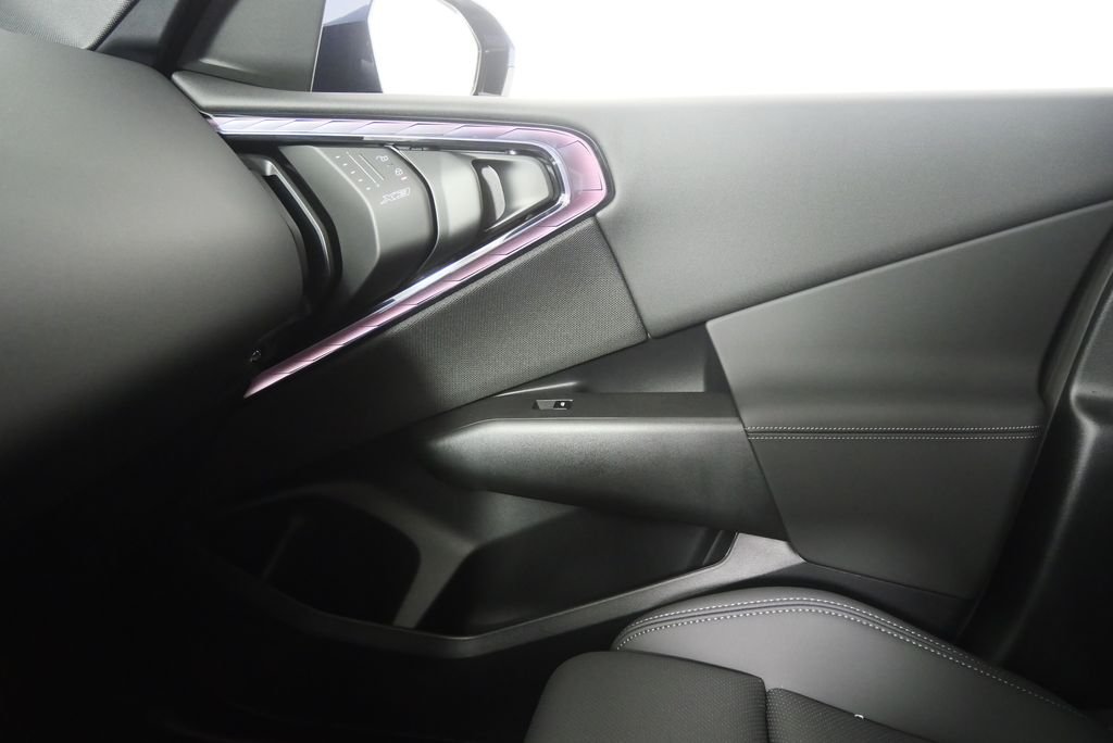2025 BMW X3 30 - Photo 22