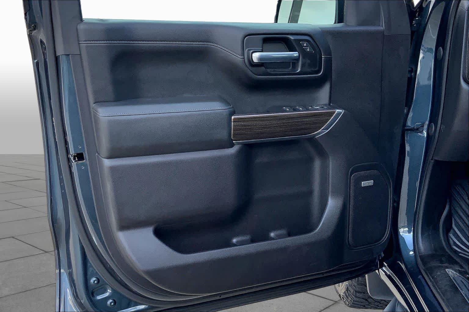 Used 2020 SHADOW GRAY METALLIC Chevrolet LT Trail Boss image 20