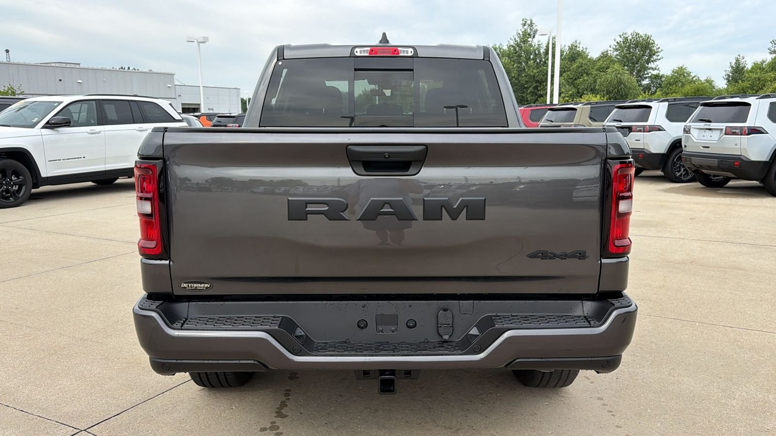 New 2026 Granite Crystal Metallic Clear-Coat Exterior Paint RAM Express image 8