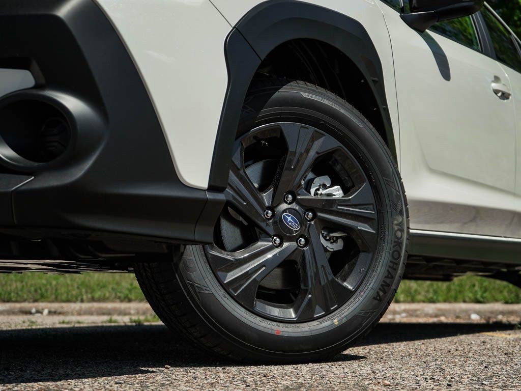 New 2026 CRYSTAL WHITE PEARL Subaru Base image 6