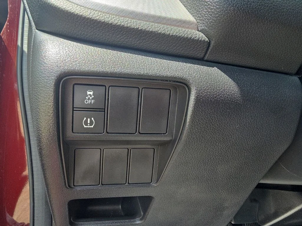 Used 2019 Red Honda LX image 13