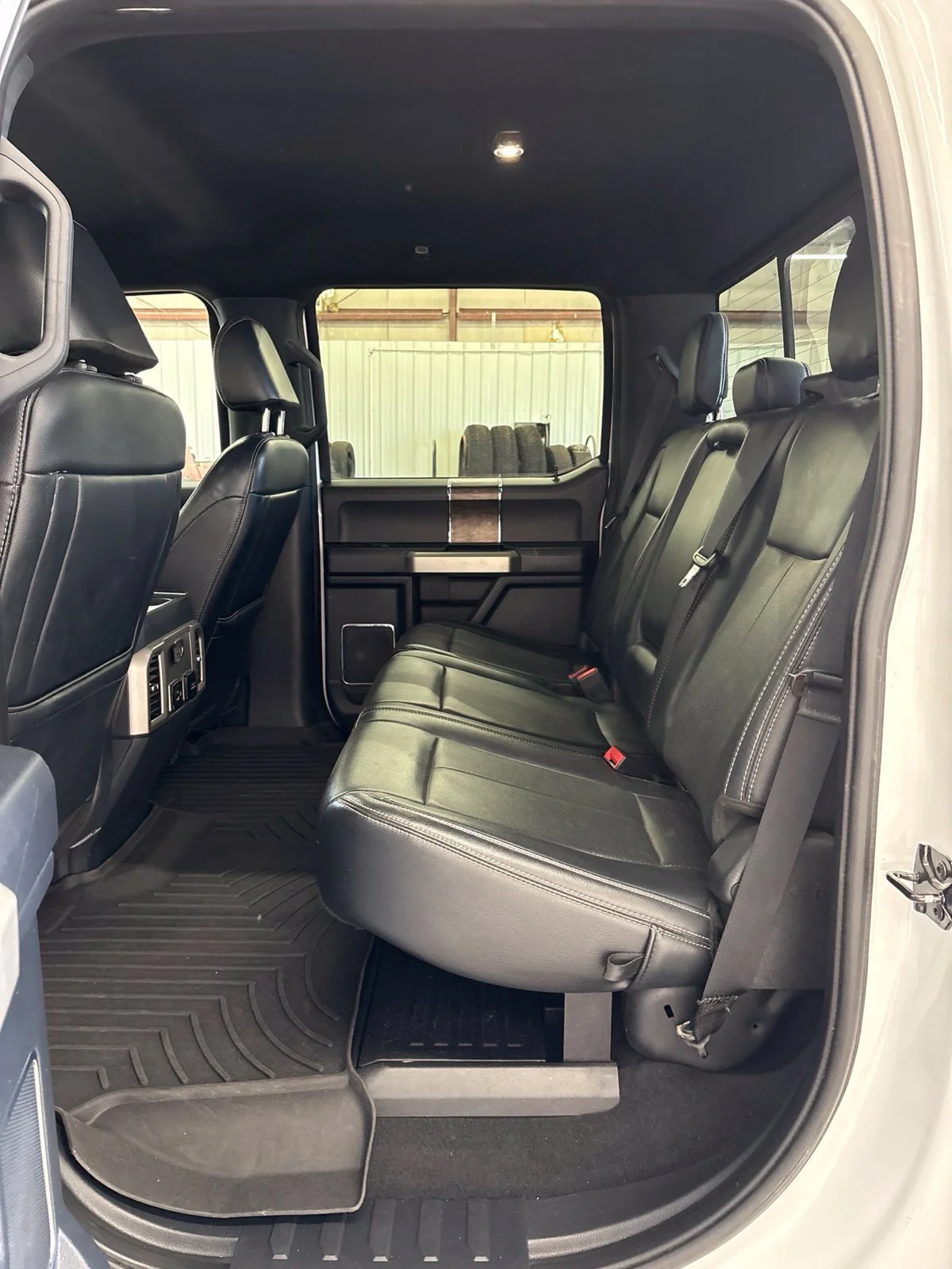 Used 2022 White Ford Lariat image 15