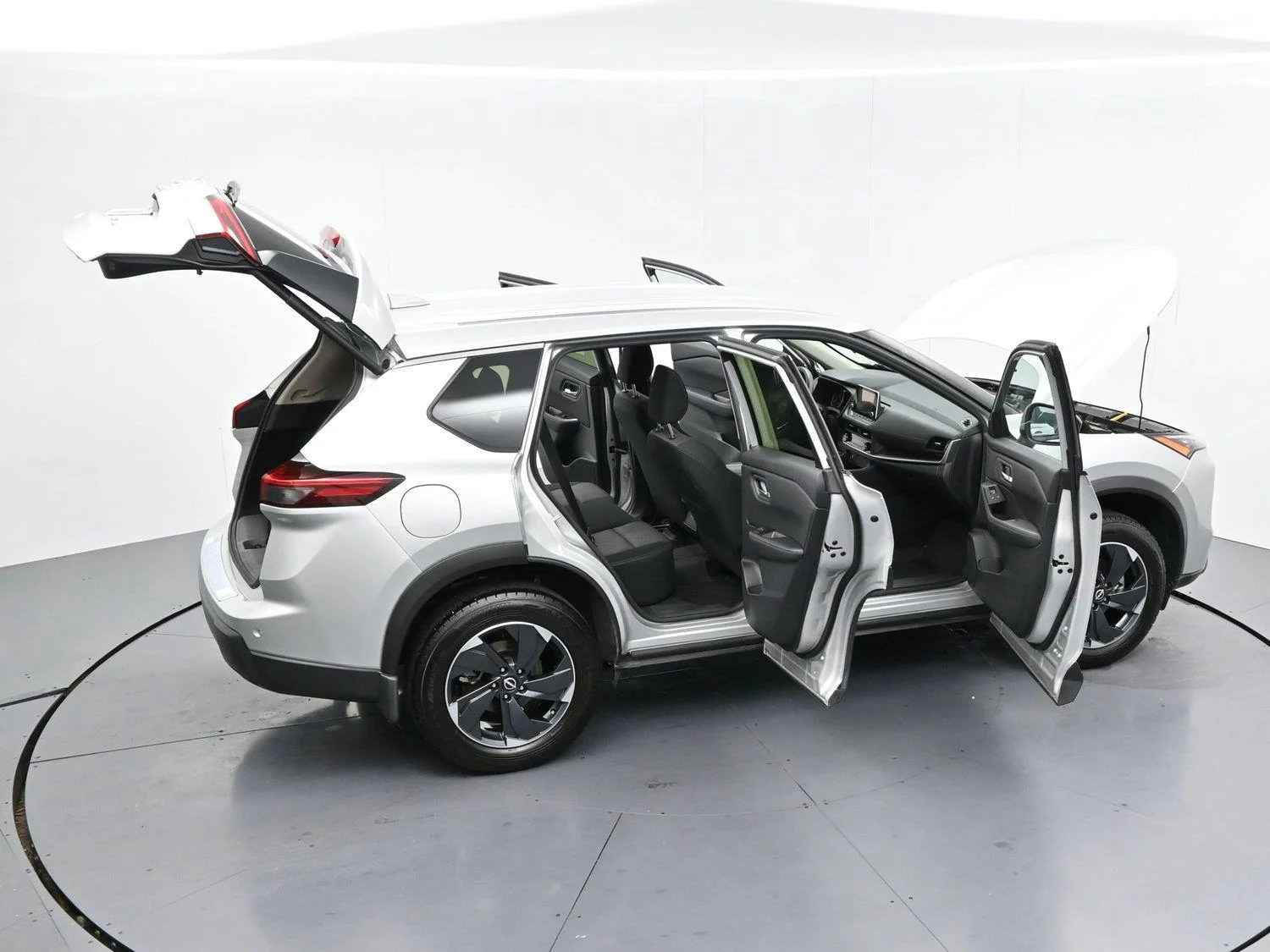 Used 2024 Silver Nissan SV image 38