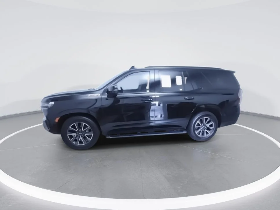 Used 2022 Black Chevrolet Z71 image 4