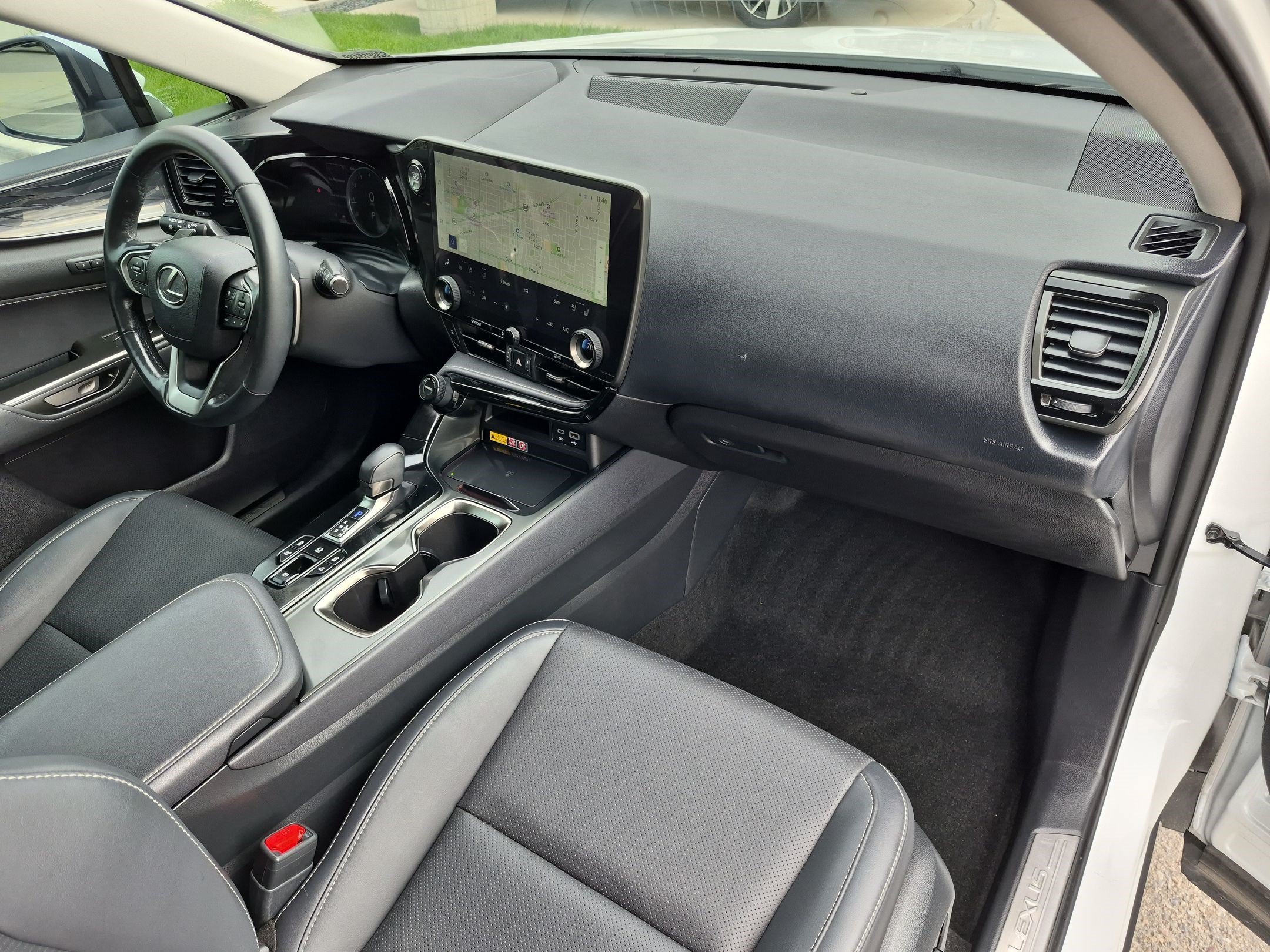 Used 2025 White Pearl Lexus NX 350 Premium image 34