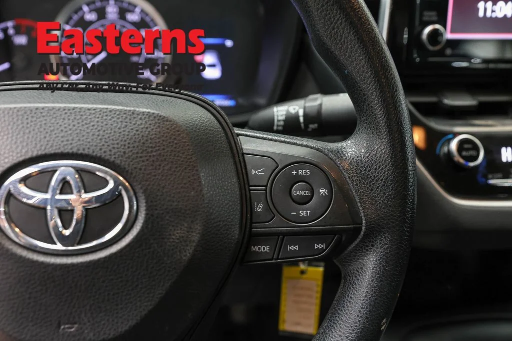 Used 2021 Silver Toyota LE image 15