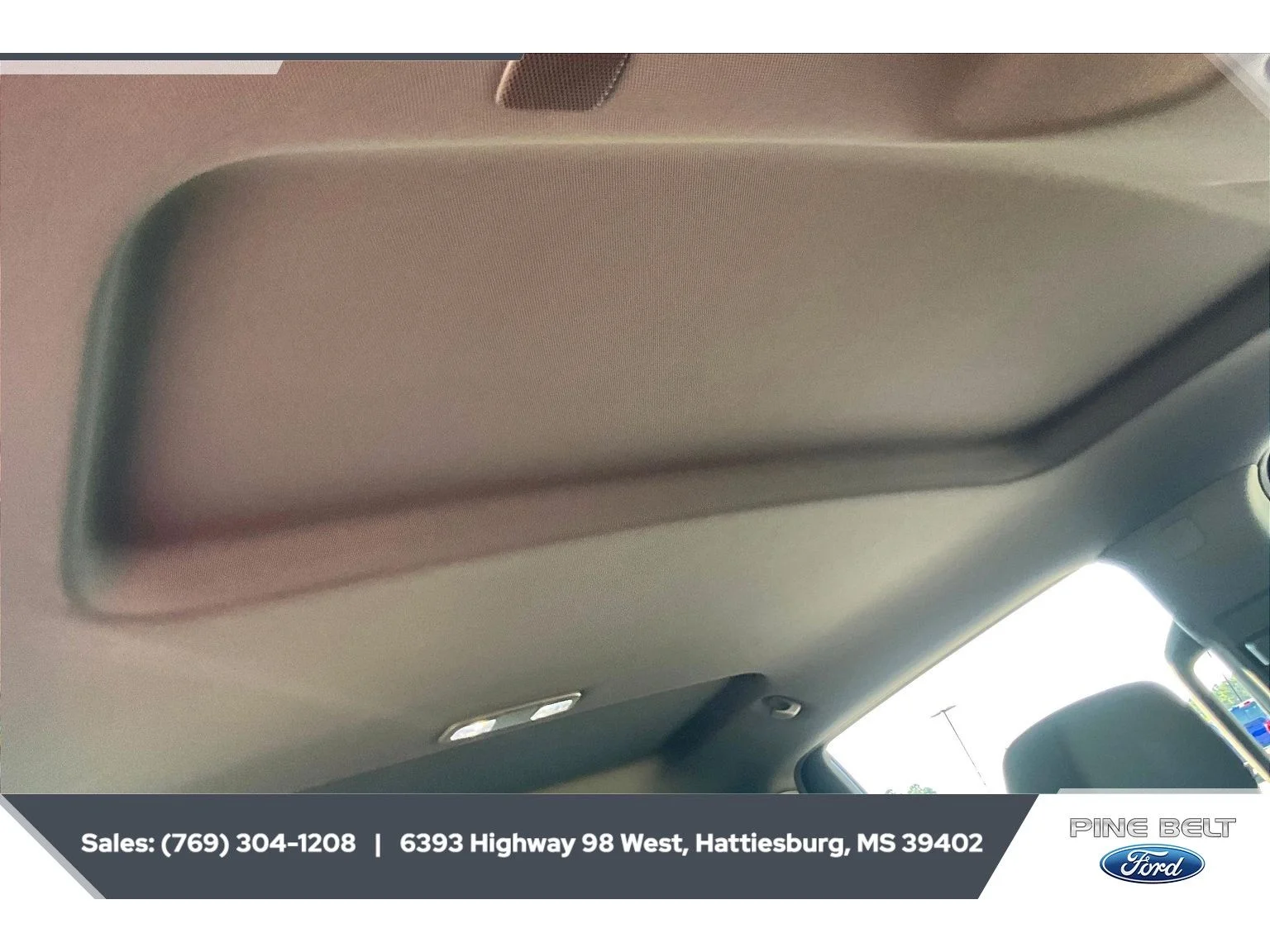 Used 2024 Dynamic Blue Metallic GMC Elevation image 17