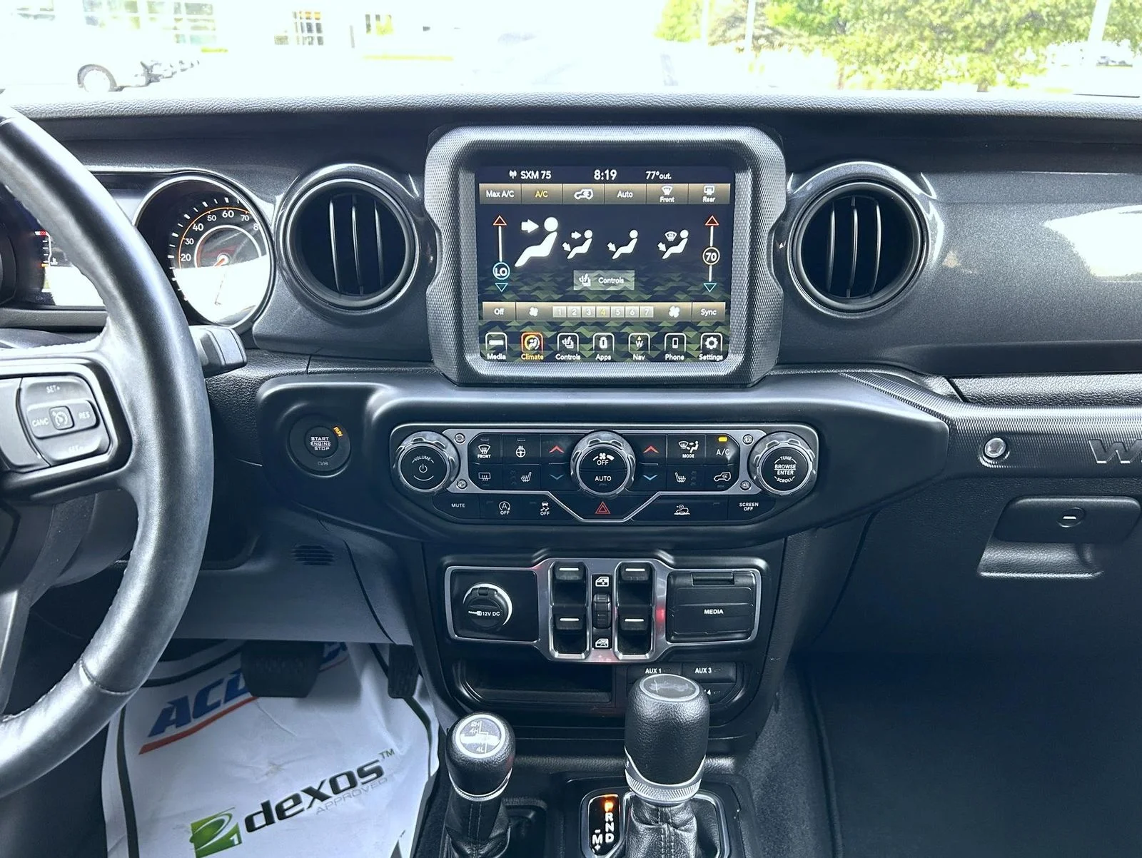Used 2022 Black Jeep Unlimited Sport Altitude image 13
