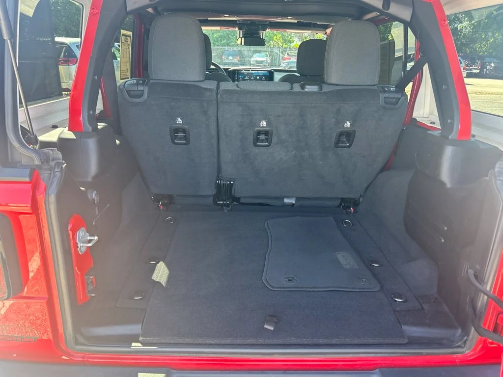 Used 2024 Red Jeep Sport S image 30