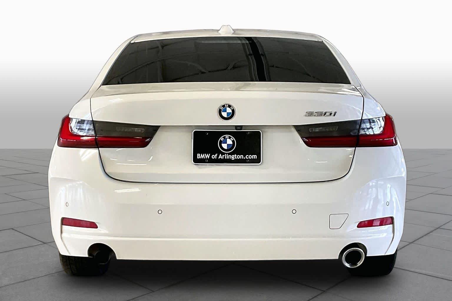 Used 2023 Alpine White BMW 330i image 4