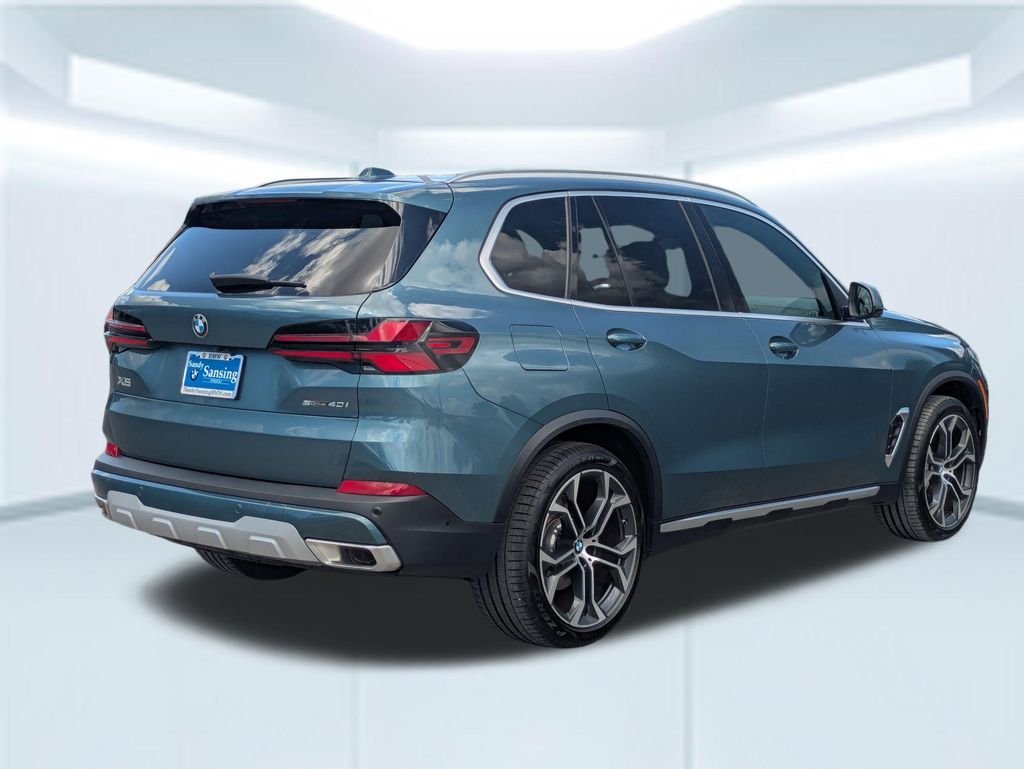Used 2025 Blue BMW sDrive40i image 5