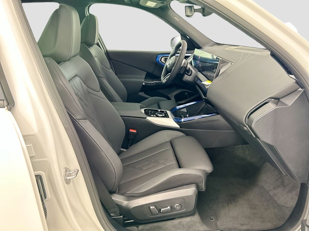 Used 2026 Alpine White BMW 30 xDrive image 19
