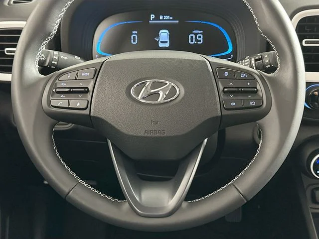 New 2026 Hyundai VENUE SEL