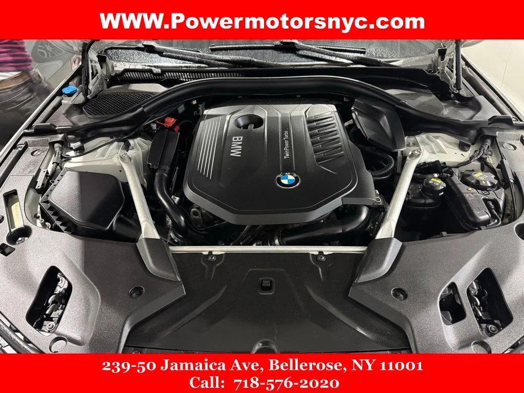 Used 2019 White BMW 540i xDrive image 19