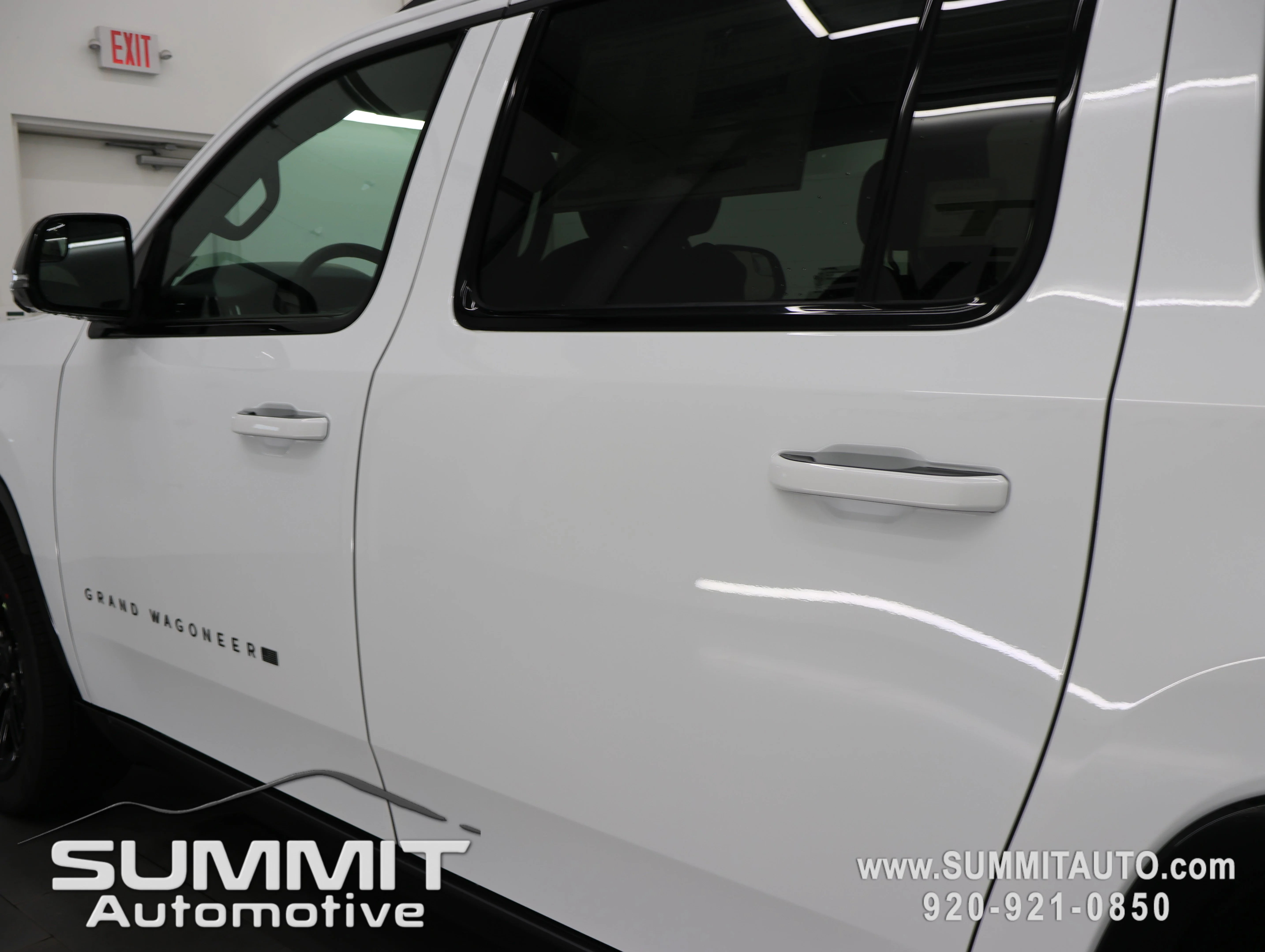 New 2026 Bright White Clearcoat Jeep Limited Reserve image 40