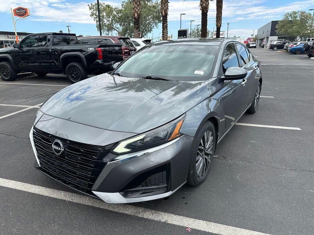 Used 2023 Gray Nissan 2.5 SV image 21