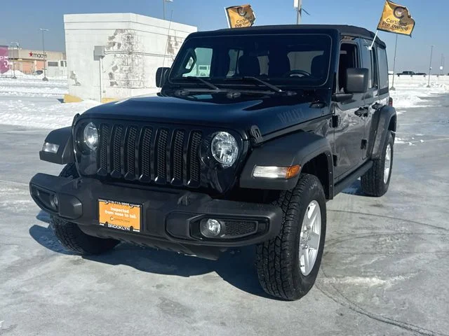 Used 2022 Black Jeep Unlimited Willys image 3