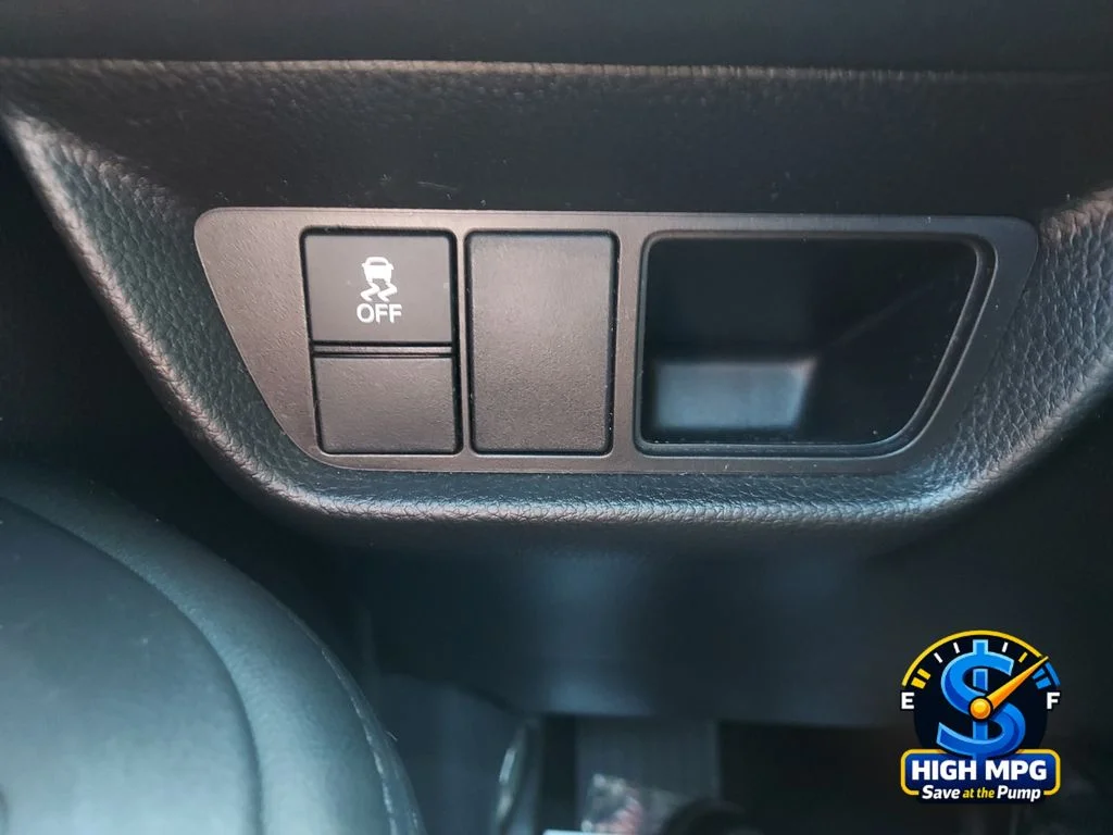 Used 2024 Silver Honda LX image 18