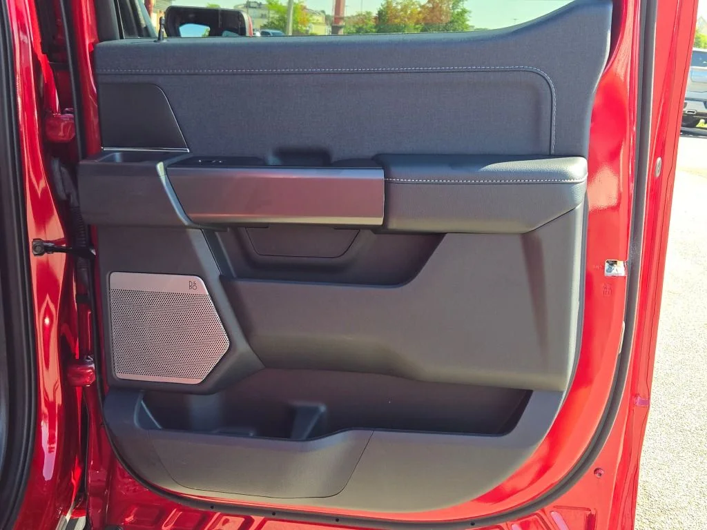 Used 2024 Red Ford Lariat image 12
