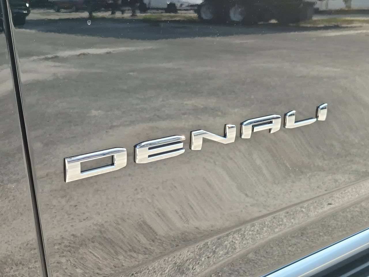 2026 GMC Yukon XL Denali - Photo 29