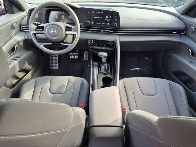 Certified Used 2025 Red Hyundai SEL Sport image 21