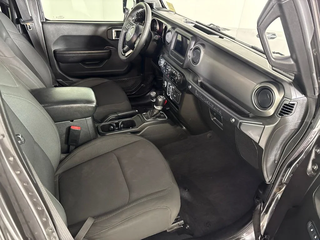 Used 2023 Gray Jeep Sport S image 15