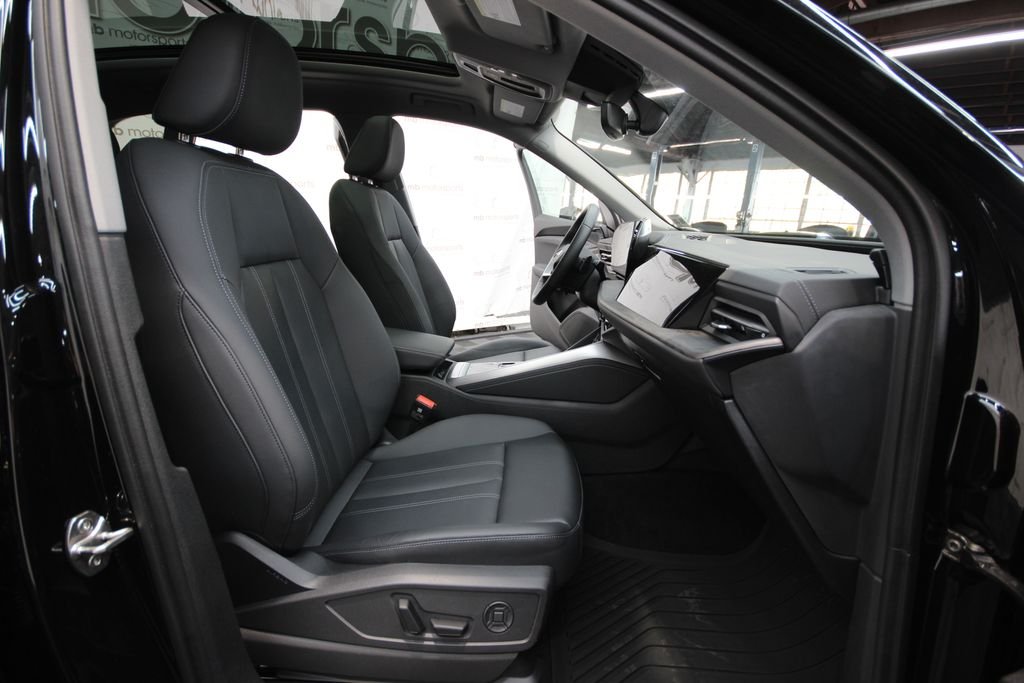 2025 Audi Q5 Premium - Photo 30
