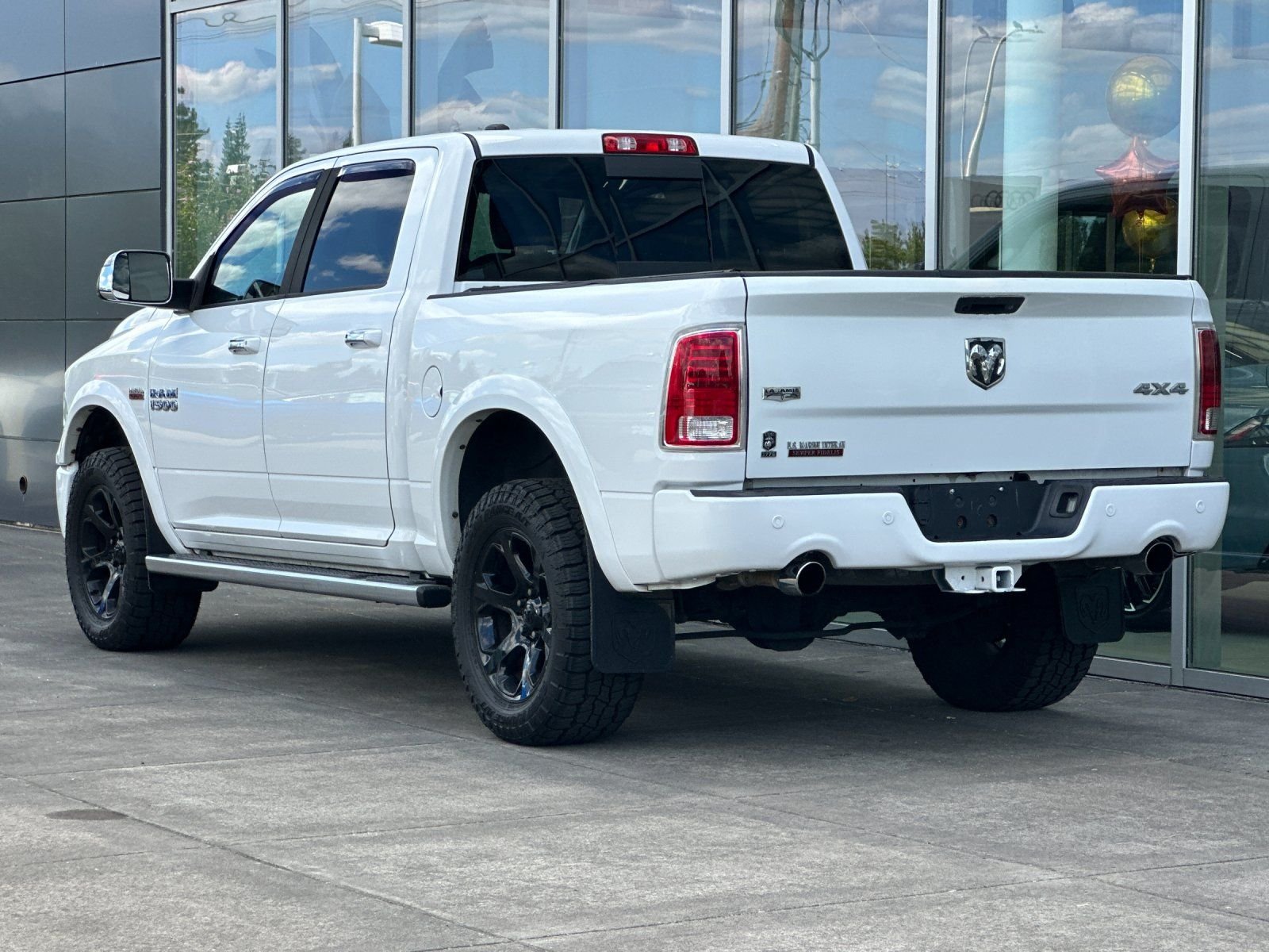 Used 2014 Bright White Clearcoat Ram Laramie image 5
