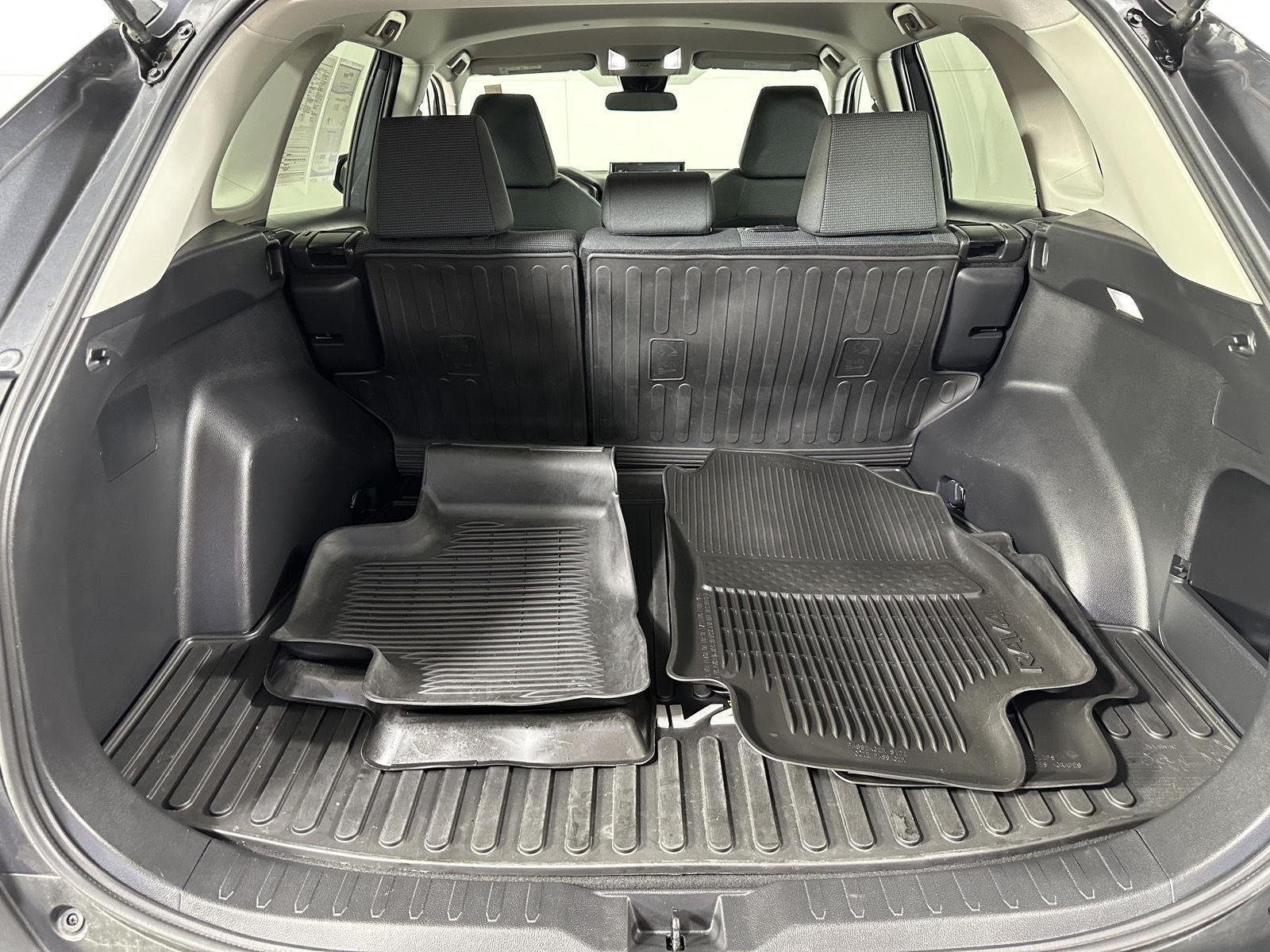 Used 2022 Magnetic Gray Metallic Toyota LE image 26