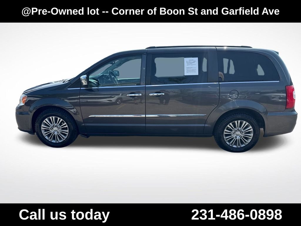 Used 2016 Chrysler Town & Country Touring-L with VIN 2C4RC1CG0GR303762 for sale in Traverse City, MI