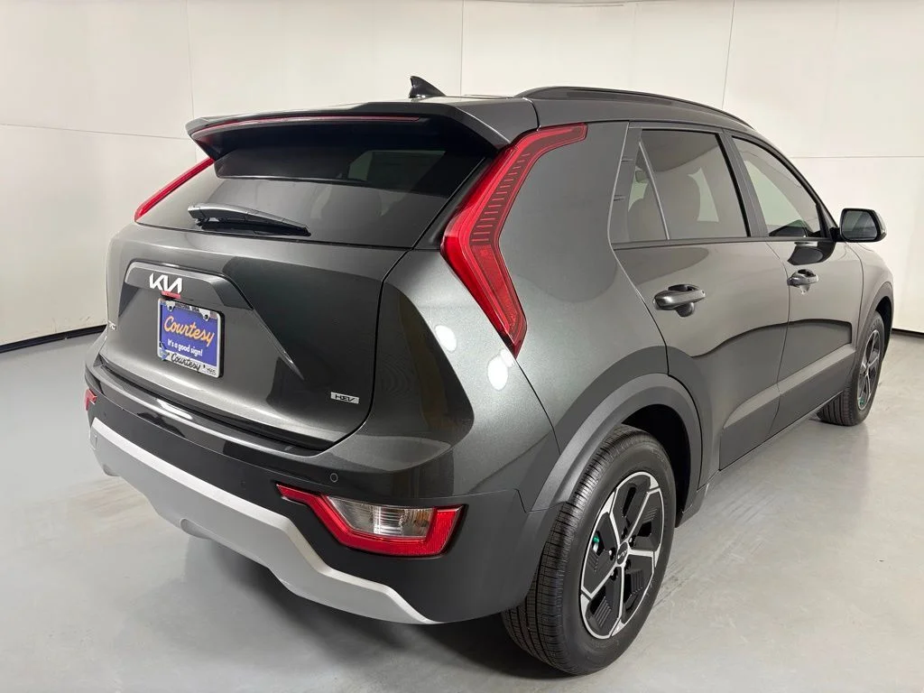 New 2026 Gray Kia EX image 8