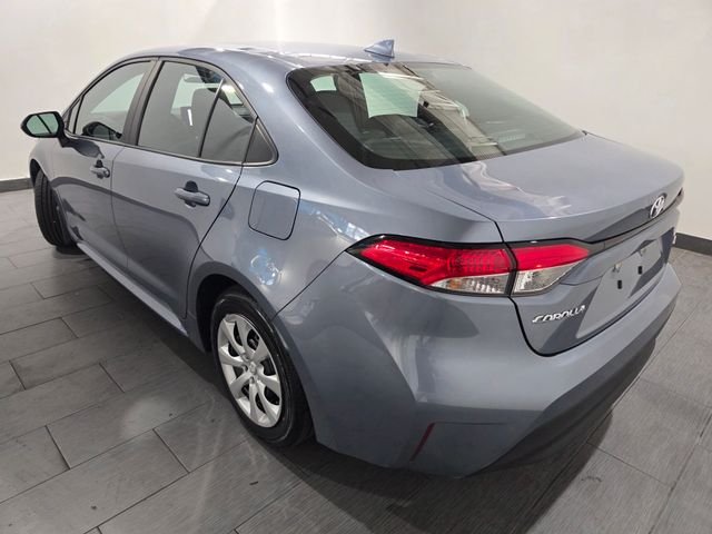 Used 2024  Toyota LE image 3