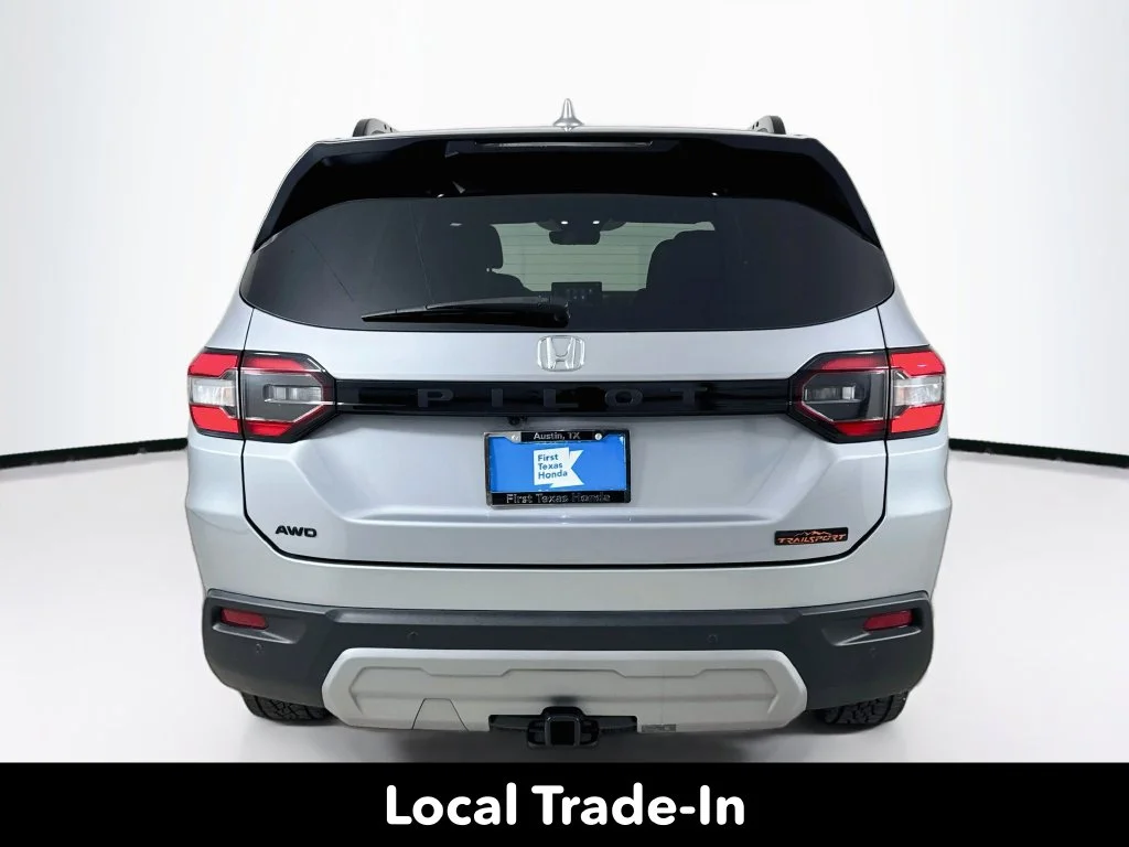 Certified Used 2024 Silver Honda TrailSport image 7