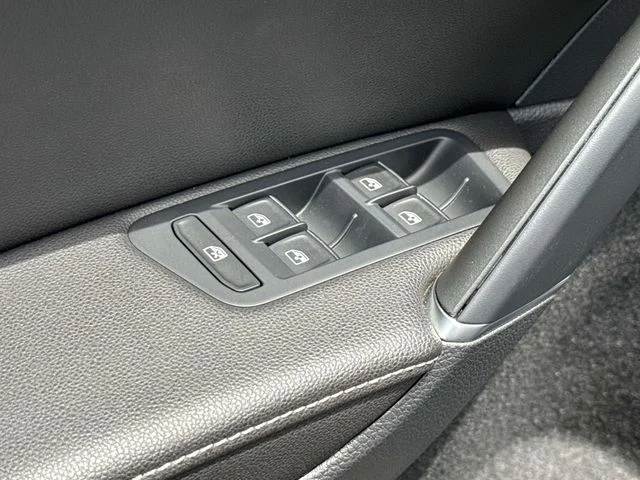 Used 2019 Gray Volkswagen DCC & Navigation 4Motion image 27
