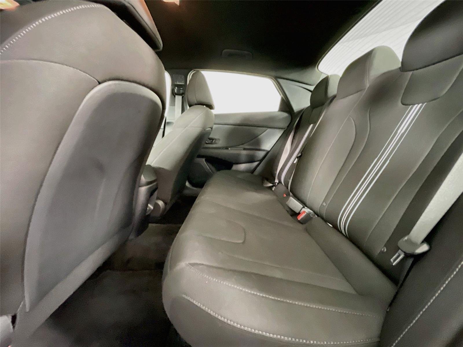 Used 2026 Serenity White Hyundai SEL Sport image 28