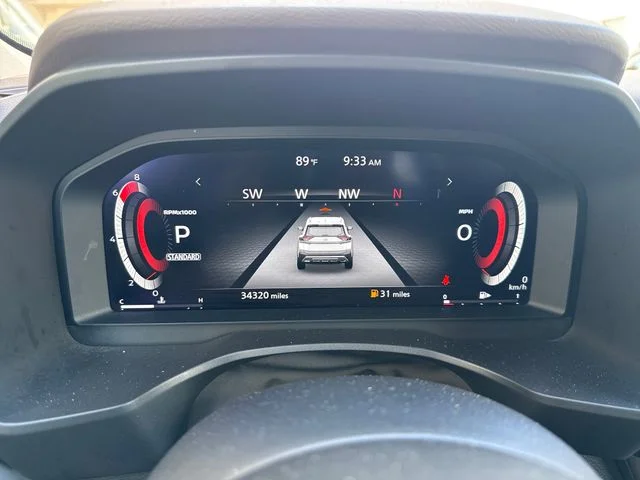 Used 2022 Black Nissan Platinum image 16