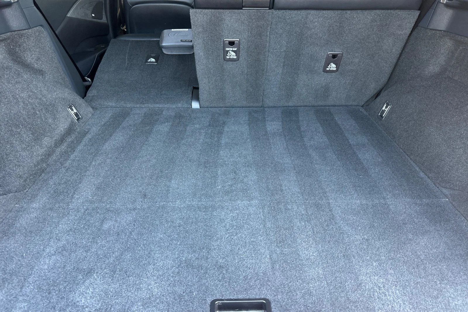 2025 Lexus RX PHEV 450h+ - Photo 12