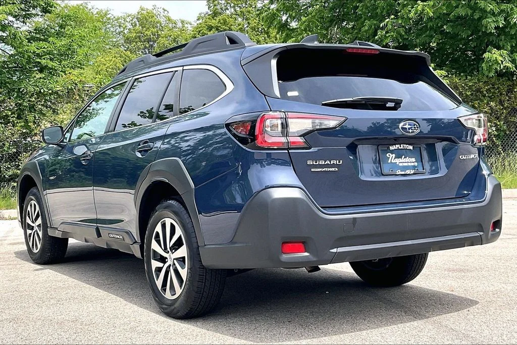 Used 2024 Blue Subaru Premium image 10