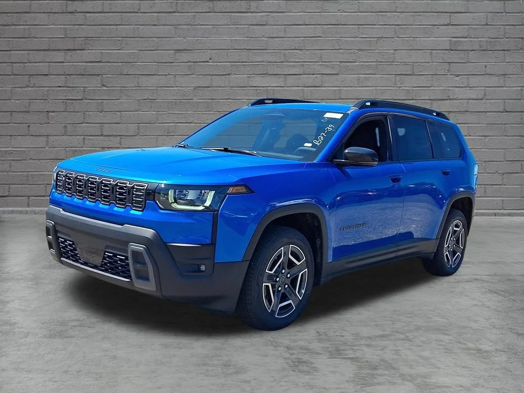 New 2026 Hydro Blue Pearlcoat Jeep Limited image 4