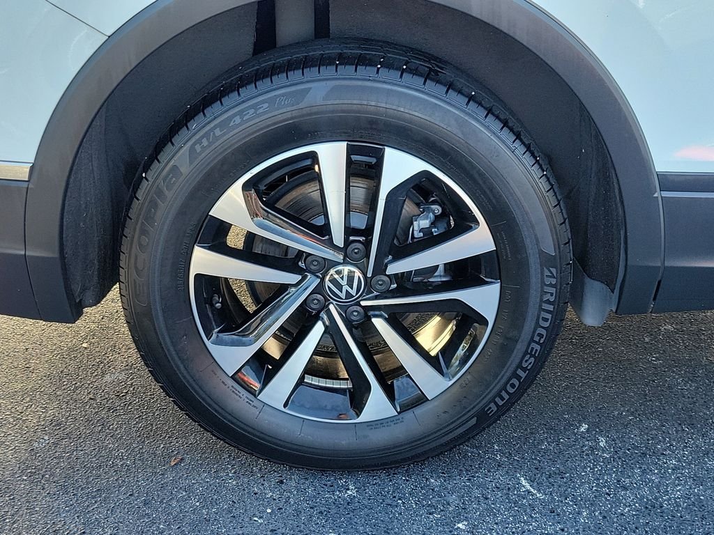 Certified Used 2024 White Volkswagen 2.0T S image 5